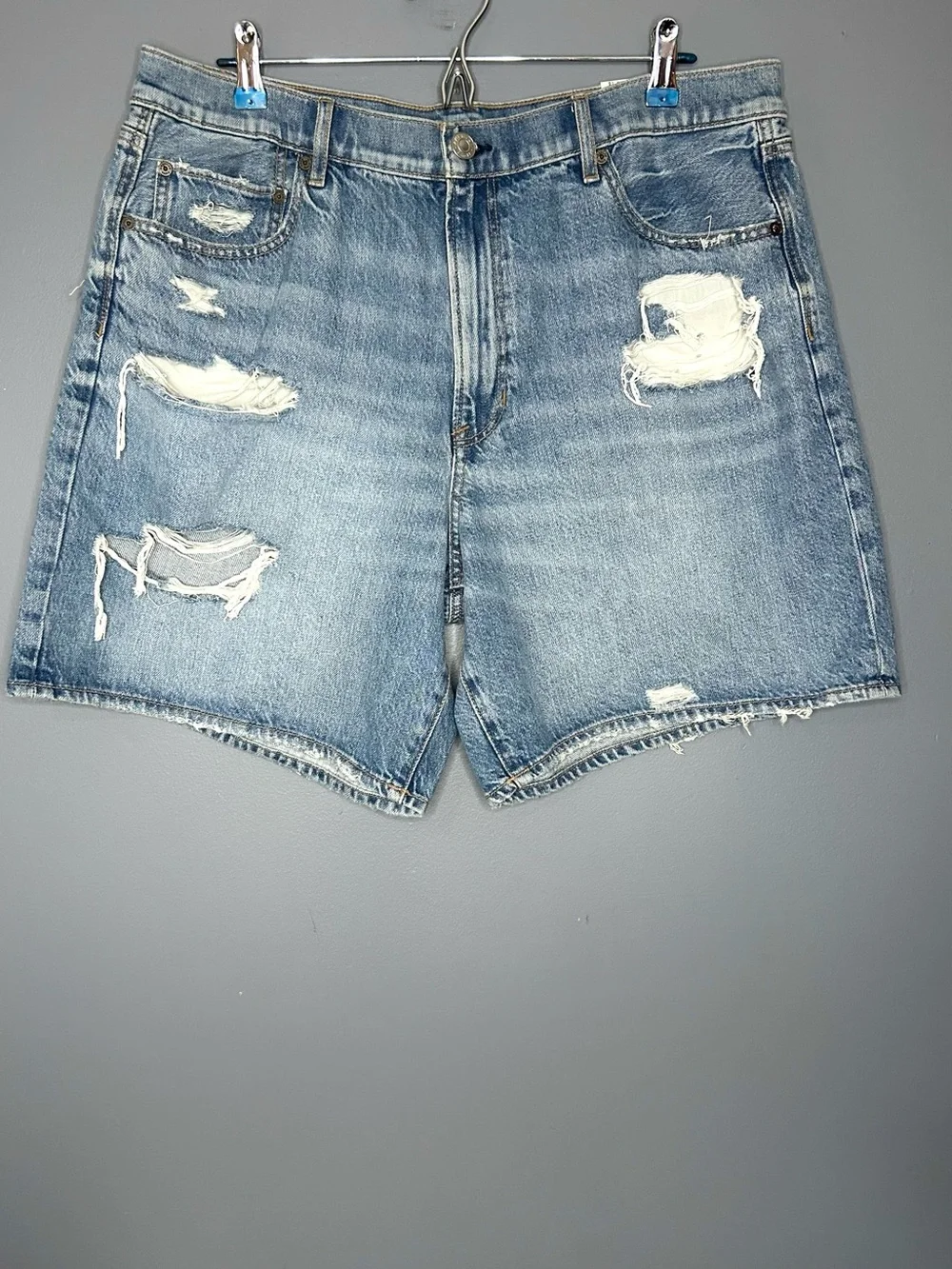 American Eagle Shorts Womens 18 Blue 90s Boyfriend Long Distressed Rips Raw Hem